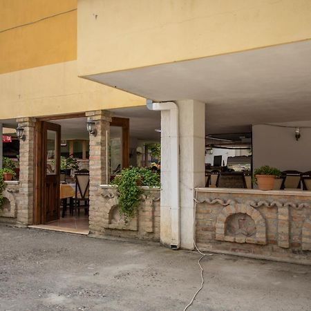 Hotel Sunrise Golem  Exterior foto