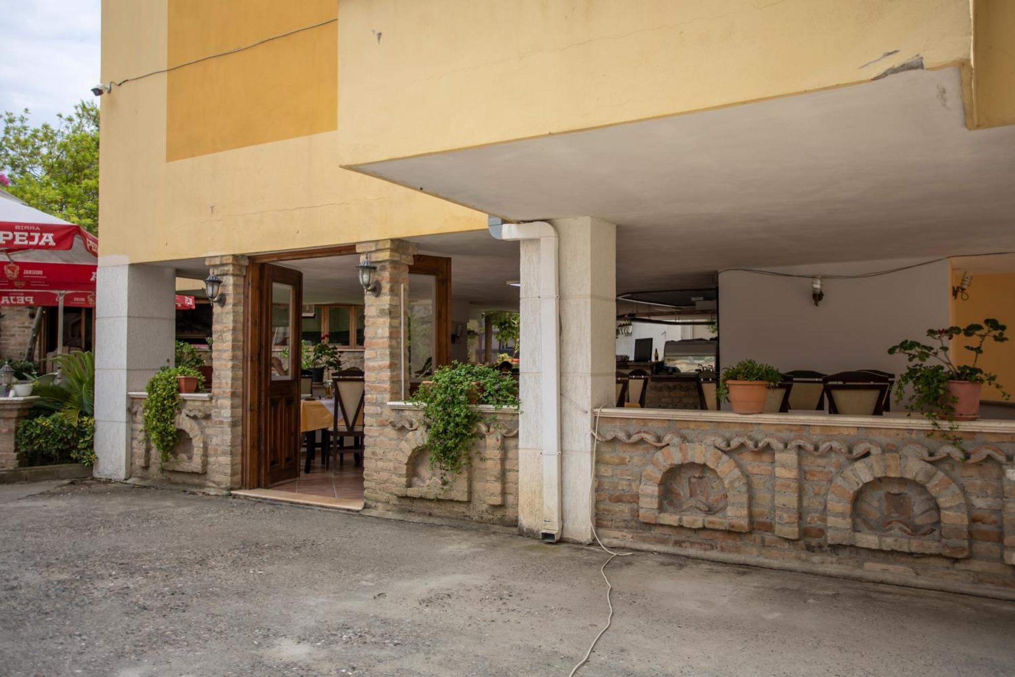 Hotel Sunrise Golem  Exterior foto